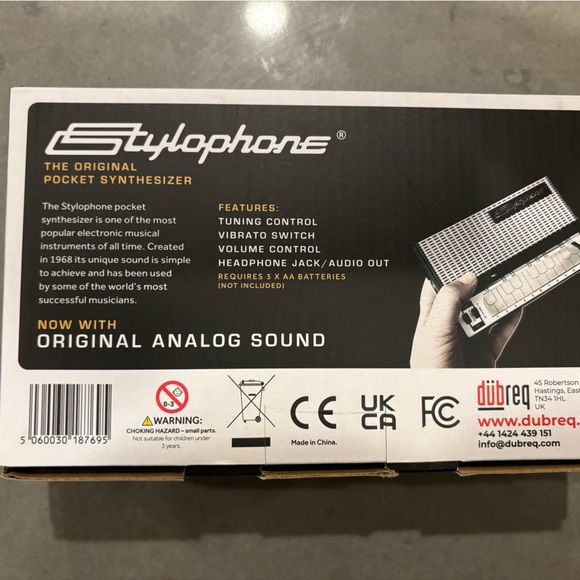 Moma design store Stylophone pocket synthesizer - Picture 3 of 3